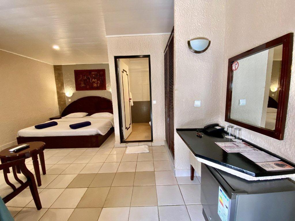 Senegambia Beach Hotel Kololi Extérieur photo