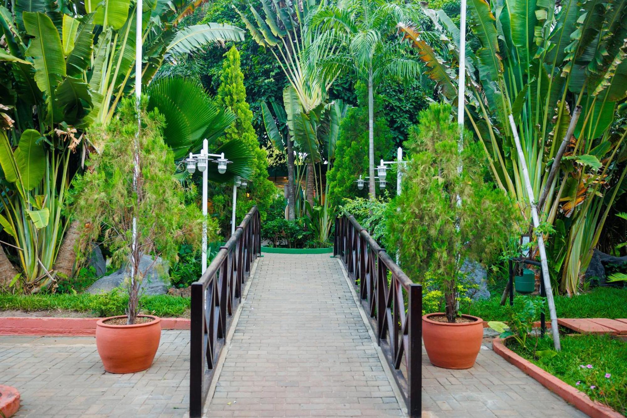 Senegambia Beach Hotel Kololi Extérieur photo